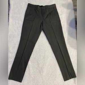 Express Innovator Dark Gray Men’s Dress Pants Size 28/32